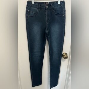 Delia’s women’s skinny jeans